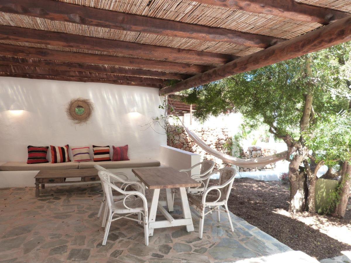 Ipunga Ibiza - Adults Only Villa Cala Llonga  Bagian luar foto