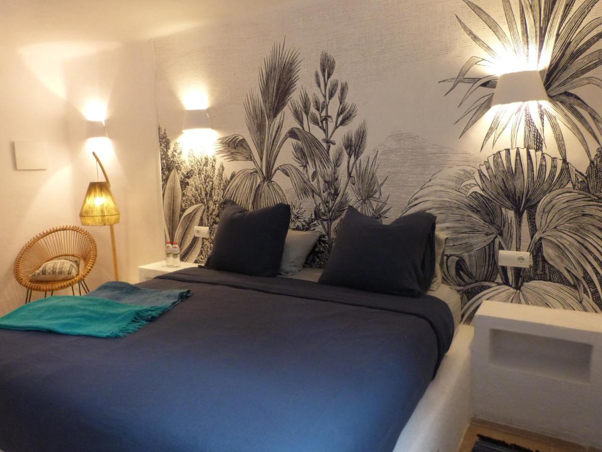 Ipunga Ibiza - Adults Only Villa Cala Llonga  Bagian luar foto