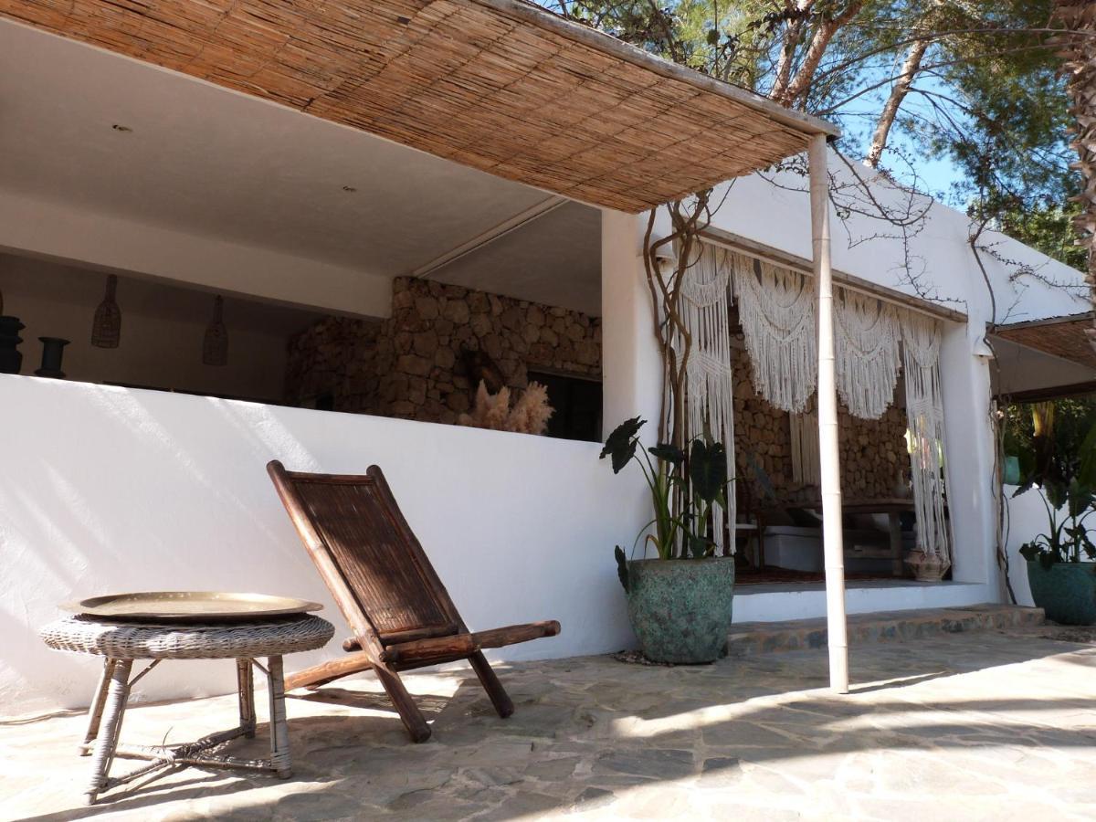 Ipunga Ibiza - Adults Only Villa Cala Llonga  Bagian luar foto
