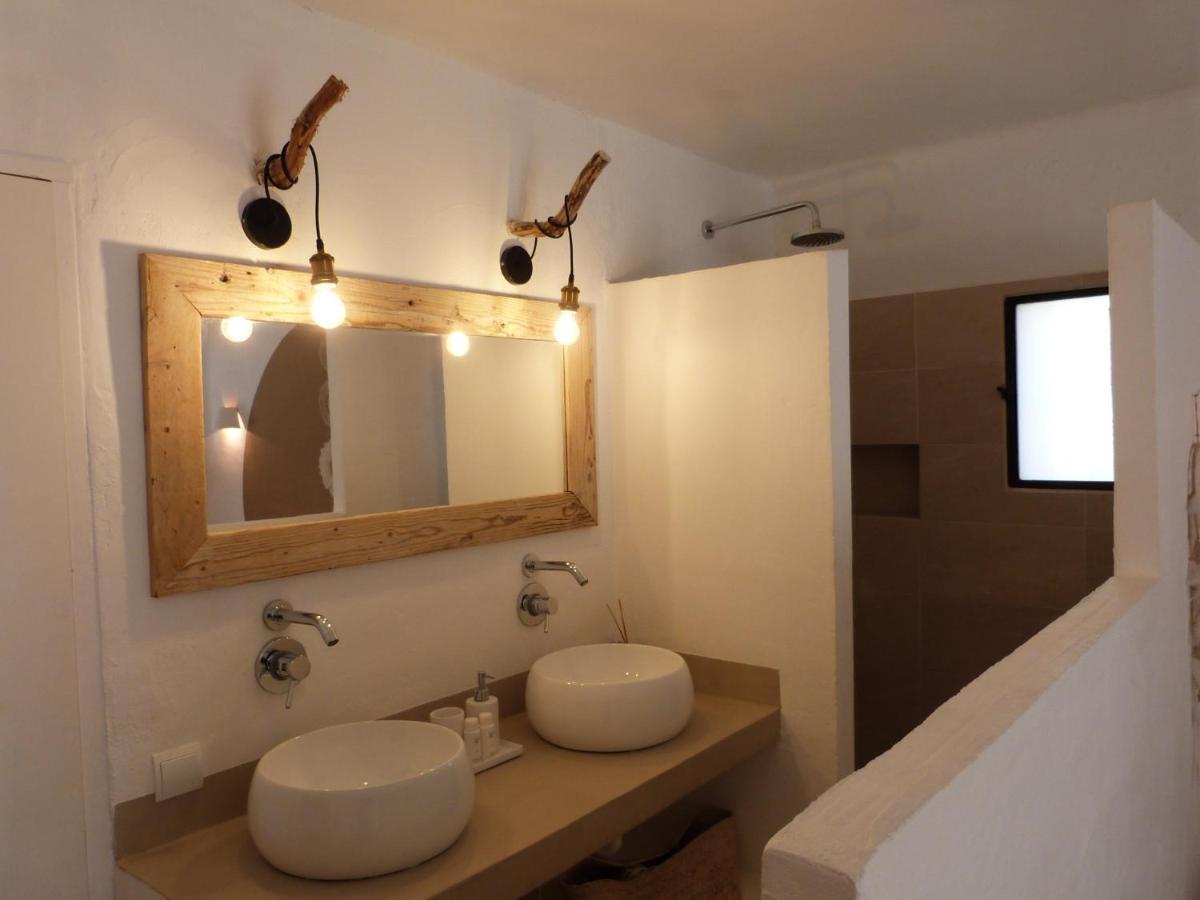 Ipunga Ibiza - Adults Only Villa Cala Llonga  Bagian luar foto