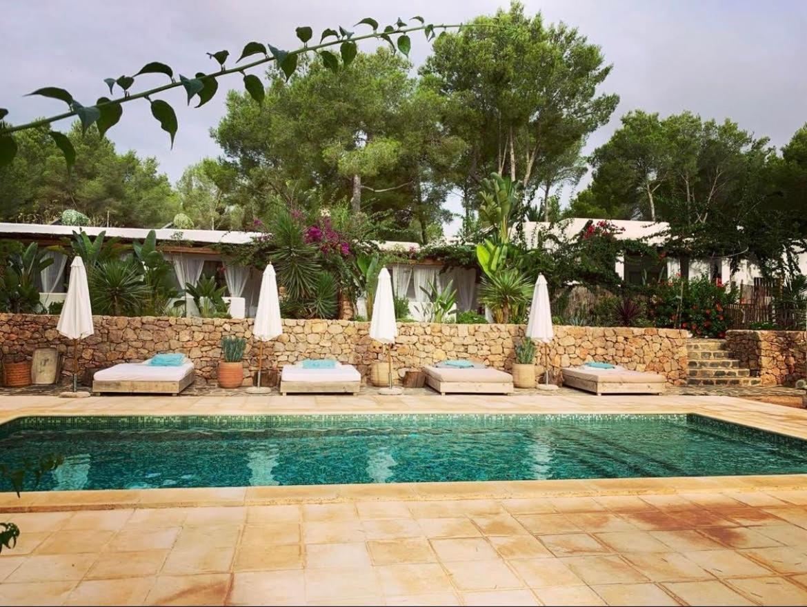 Ipunga Ibiza - Adults Only Villa Cala Llonga  Bagian luar foto