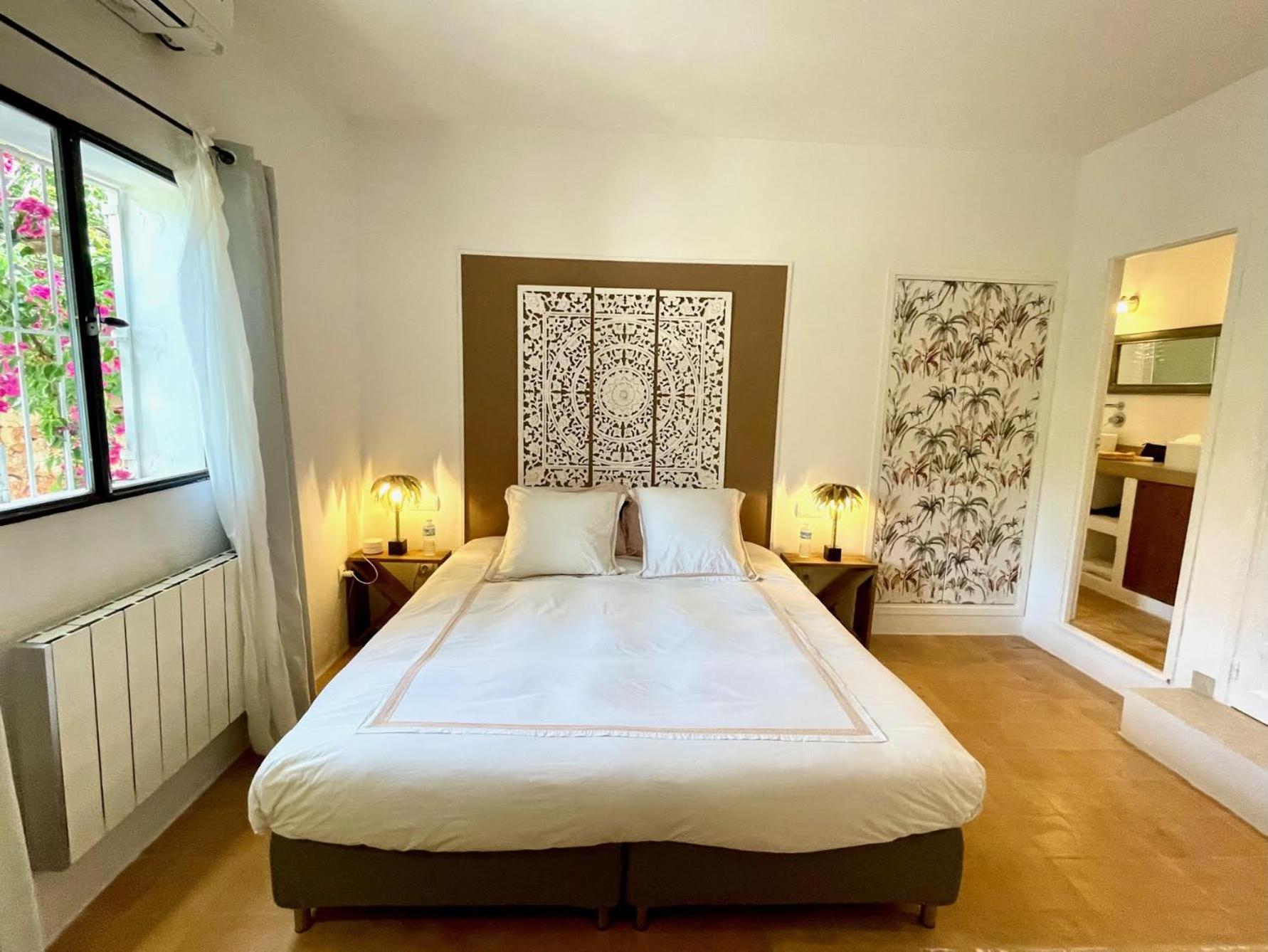 Ipunga Ibiza - Adults Only Villa Cala Llonga  Bagian luar foto